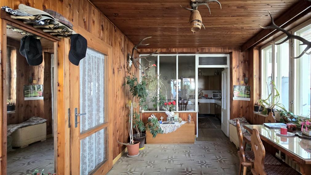 Na predaj RD vhodný aj pre farmárov pod hradom Červený kameň