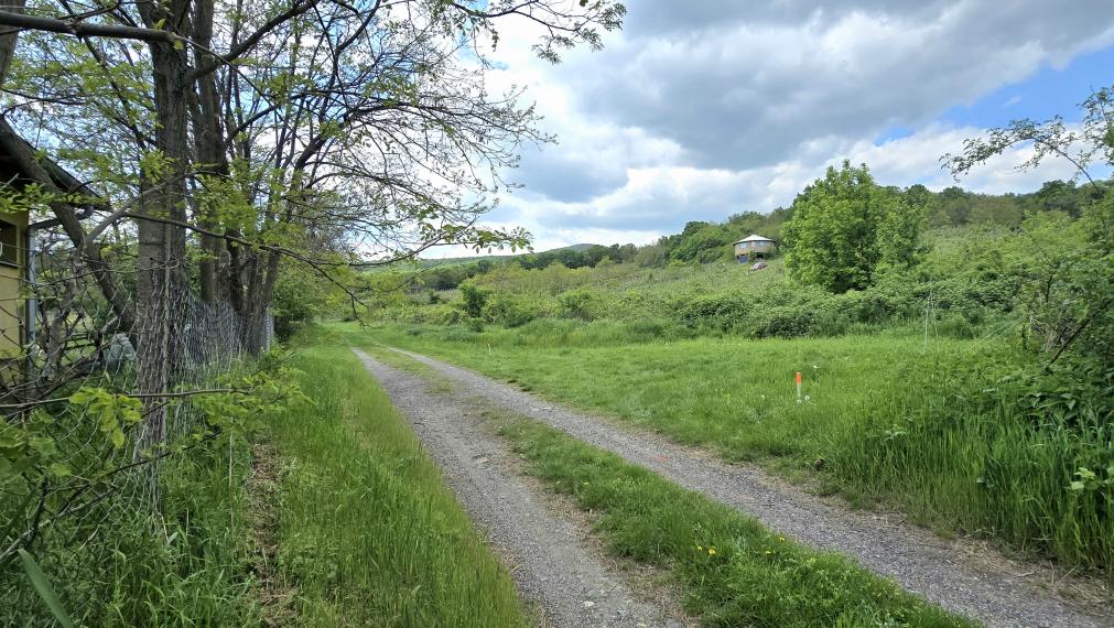 Na predaj pozemok pod lesom s krásnym výhľadom na Modru