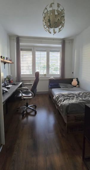 3izbový tehlový byt v centre Pk, v zeleni, vlastné kúrenie