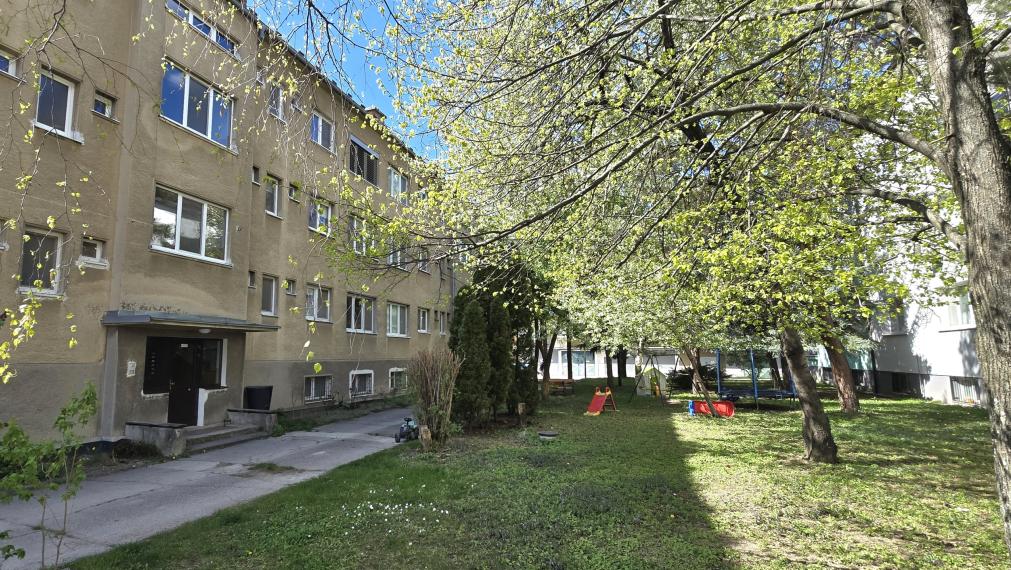 3izbový tehlový byt v centre Pk, v zeleni, vlastné kúrenie