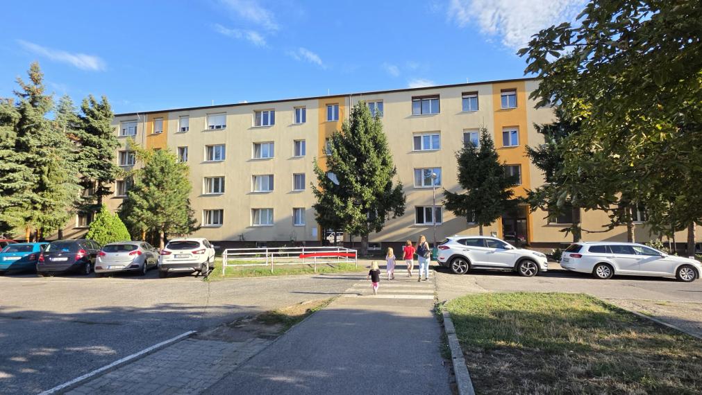 2izbový tehlový byt v centre s loggiou a veľkou pivnicou