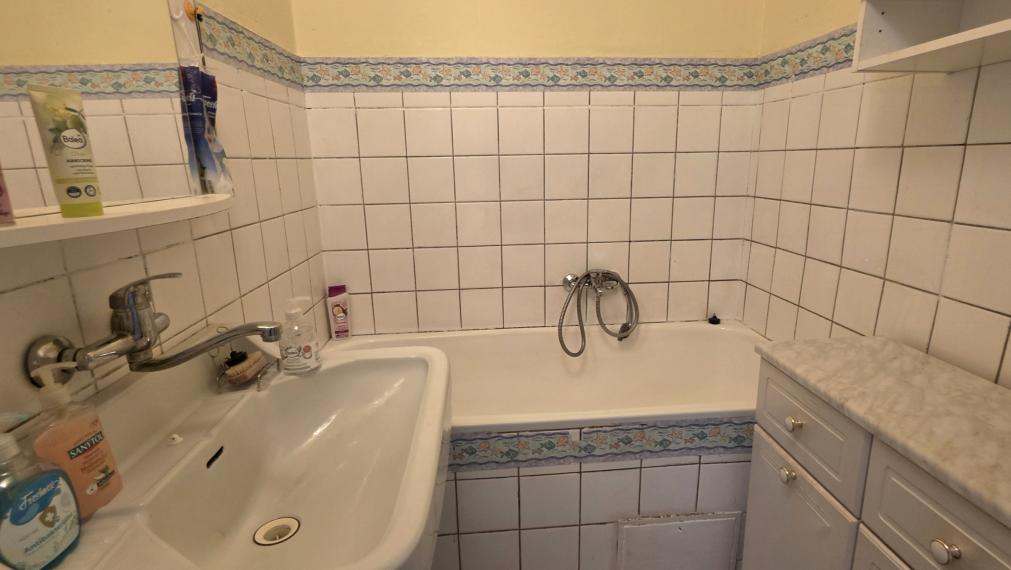 2izbový tehlový byt v centre s loggiou a veľkou pivnicou