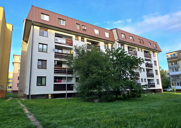 Predaný a odovzdaný, rekonštruovaný 3i byt+loggia a špajza.