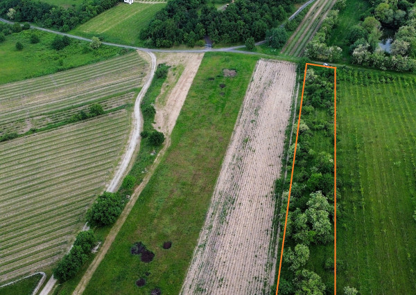 Na predaj pozemok pod lesom s krásnym výhľadom na Modru